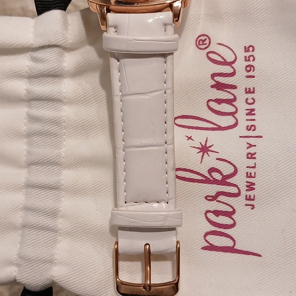 Park Lane Bella watch,new, rose gold and white color. - Picture 7 of 7